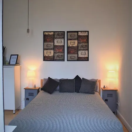Apartment Kleines, Charmantes Ferienapartment In Bahnhofsnähe *
